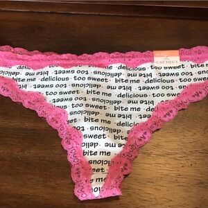 Cacique “Delicious” thong with pink lace border size 18/20